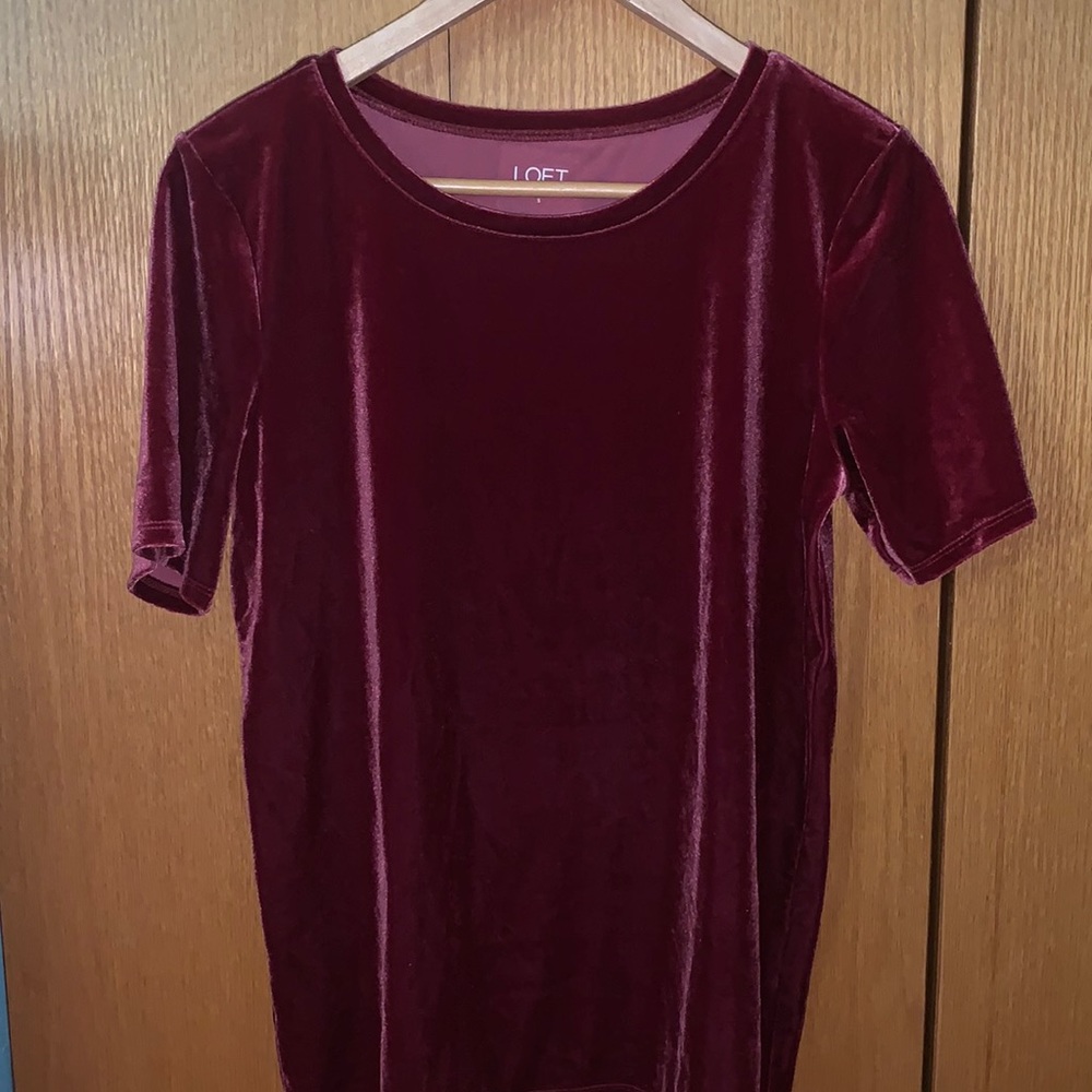 Loft Red Velvet Short Sleeve Top Size S